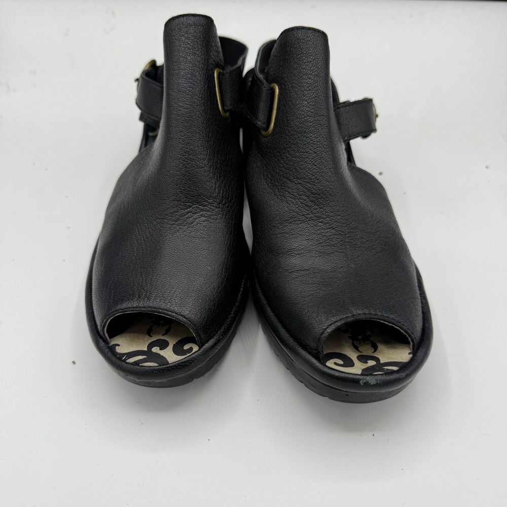 Fly London Black Leather Heeled Wena Sandals Buckle Strap - Picture 2 of 9